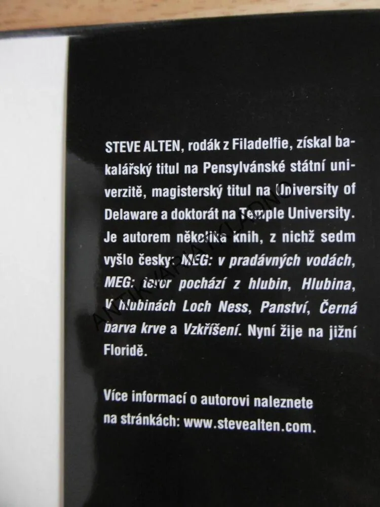 MEG, ZAJATCI Z PRAVĚKÉHO MOŘE, STEVE ALTEN