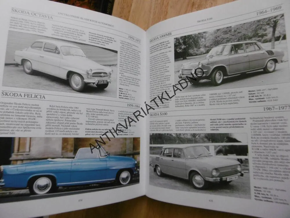 ENCYKLOPEDIE KLASICKÝCH AUTOMOBILŮ, LILLYWHITE, **an