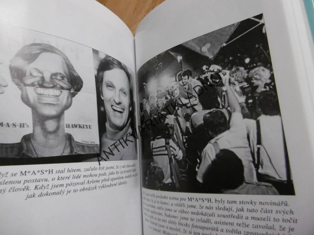 NIKDY SI NEDÁVEJTE VYCPAT SVÉHO PSA, ALAN ALDA,**an