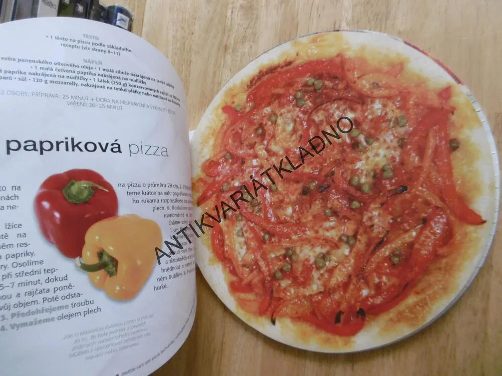 PIZZA S VTIPEM A FANTAZIÍ, VÍC NEŽ 50 RECEPTŮ, **an