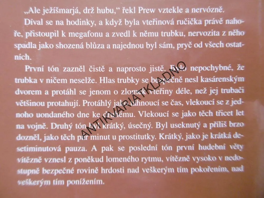 AŽ NAVĚKY, JAMES JONES