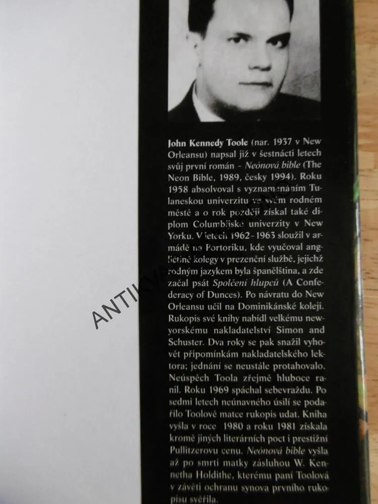 SPOLČENÍ HLUPCŮ, JOHN KENNEDY TOOLE, **an