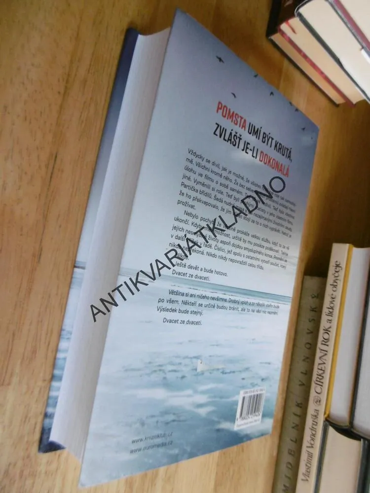 OBĚŤ BEZ TVÁŘE, STEFAN AHNHEM, **an