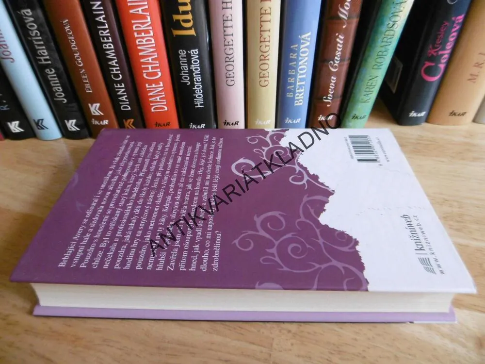 DENÍK LHÁŘKY, PATRY FRANCISOVÁ, **an