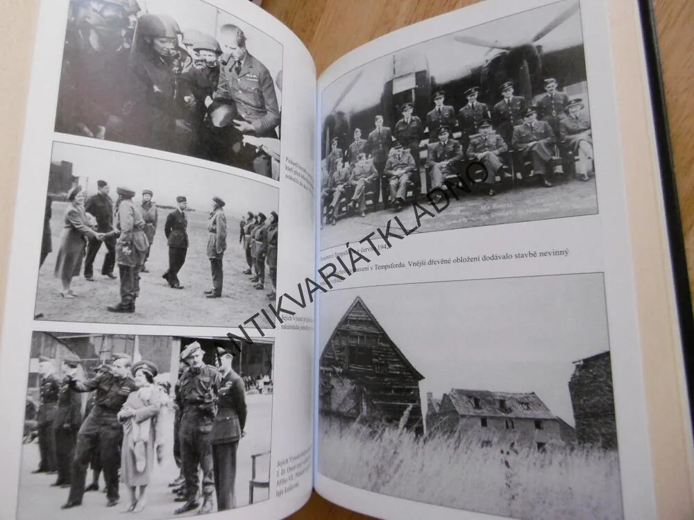 NOČNÍ KŘÍDLA, CHARLES PICKARD, PLUK. RAF