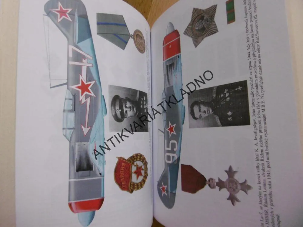 NEBE VÝCHODNÍ FRONTY, JIŘÍ F. ŠIŠKA, **an