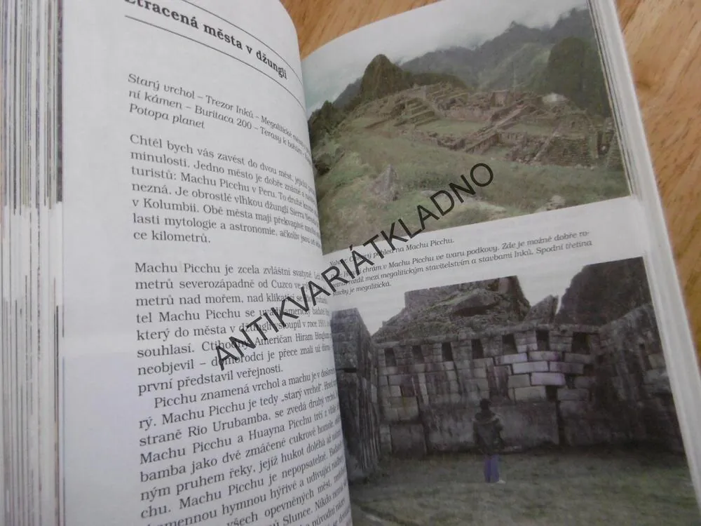 VESMÍRNÉ LETY VE STAROVĚKU, ERICH VON DÄNIKEN, **an