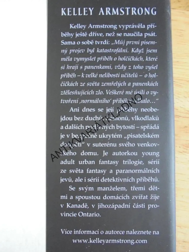 PROZŘENÍ, NEJTEMNĚJŠÍ SÍLY, KELLEY ARMSTRONG