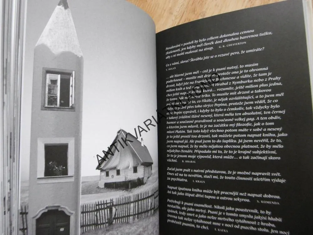 MILOVNÍCI KNÍŽEK, MIROSLAV HUPTYCH, JIŘÍ ŽÁČEK, **an