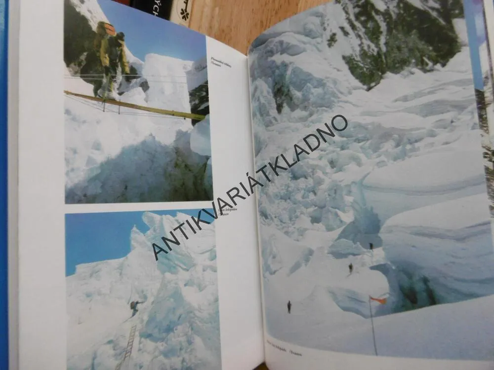 EVEREST 82´, JURIJ ROST, **an