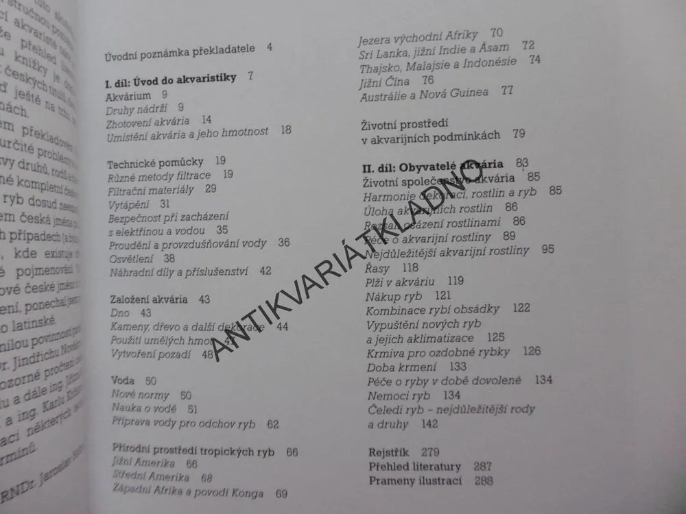 SLADKOVODNÍ AKVÁRIUM, HANS J. MAYLAND, **an