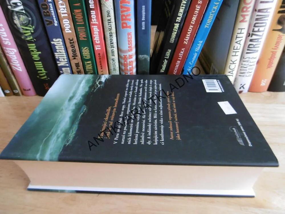 VZPOURA OCEÁNŮ, FRANK SCHÄTZING,