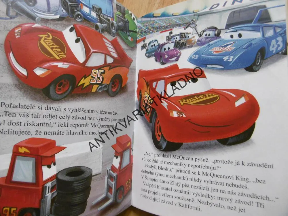 AUTA, WALT DISNEY PIXAR, **an