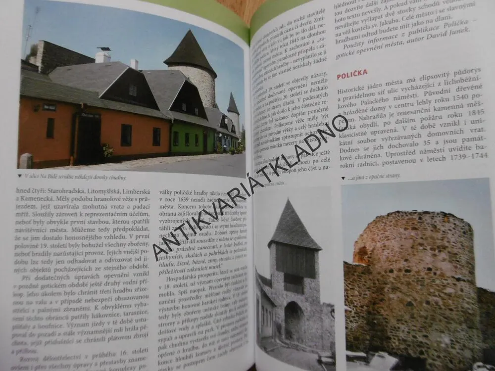 TOULAVÁ KAMERA 8., TOUŠLOVÁ, MARŠÁL, **an