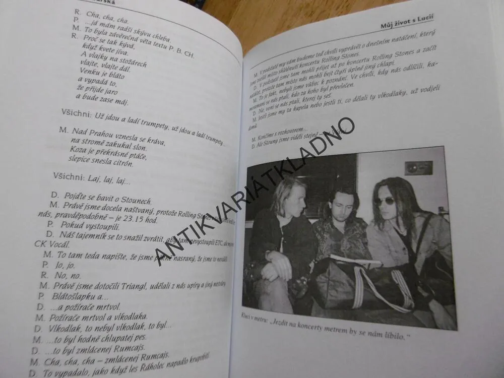 MŮJ ŽIVOT S LUCIÍ ANEBO POHLED DO ZÁKULISÍ, LUCIE ŽĎÁRSKÁ, **an