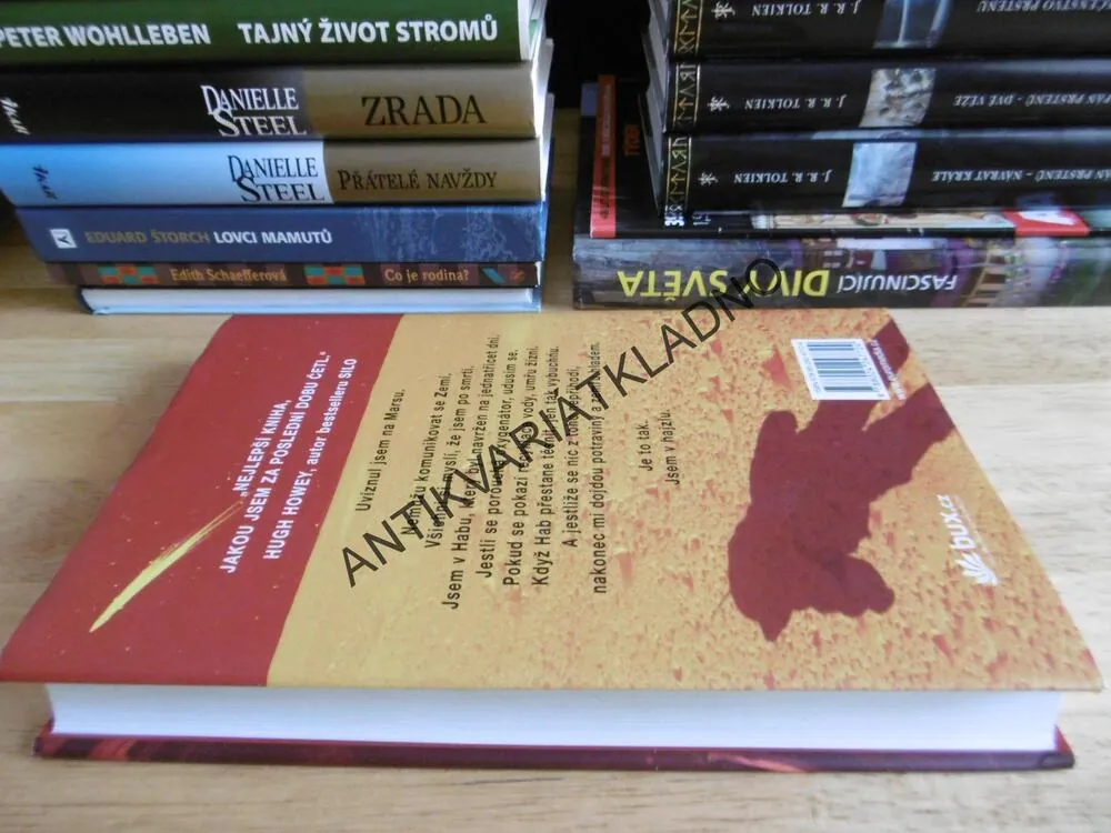 MARŤAN, ANDY WEIR,**an
