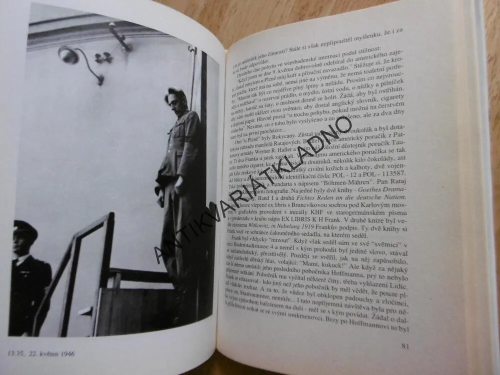 NOC PŘED POPRAVOU, K.H.FRANK A JEHO OBHÁJCE, ARCHIVY PROMLUVILY, LADISLAV TUNYS, **an