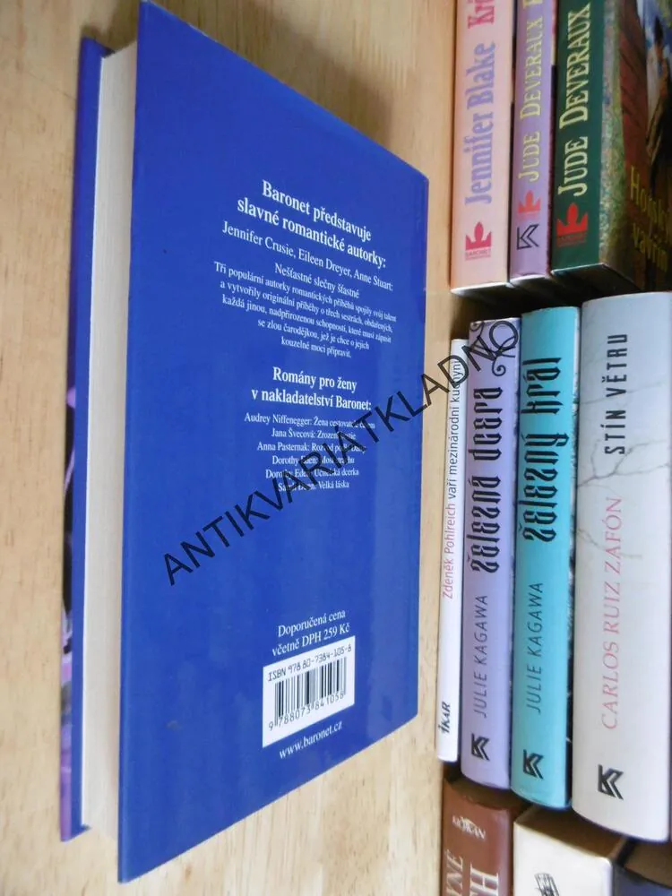 NEŠŤASTNÉ SLEČNY ŠŤASTNÉ, JENNIFER CRUISIE, EILEEN DREYER, ANNE STUART, **an