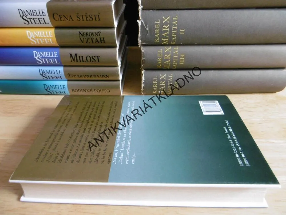 KLENOTY, DANIELLE STEEL, **an