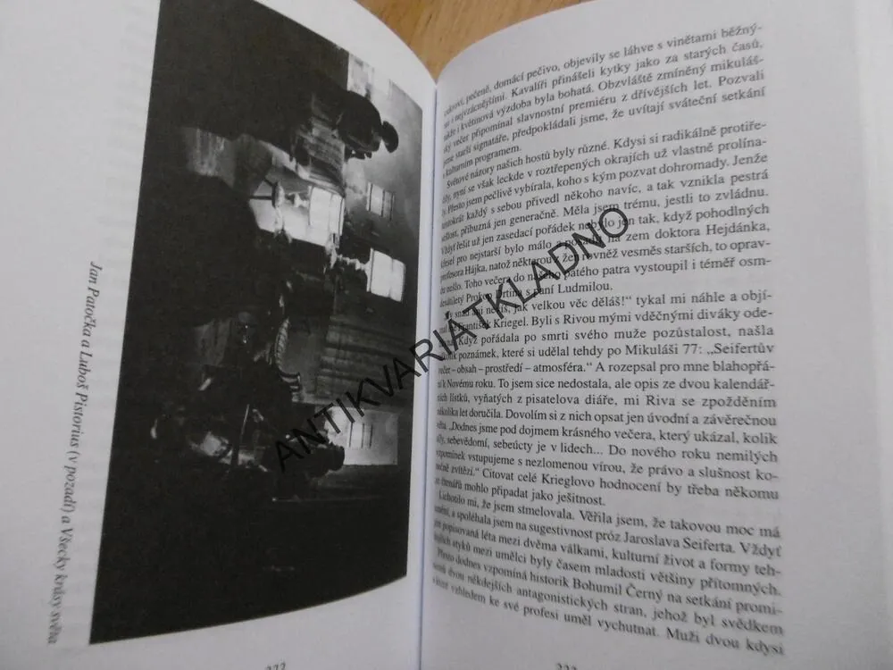 VLASTA CHRAMOSTOVÁ, FILM, HEREČKA, REŽISÉR, **an