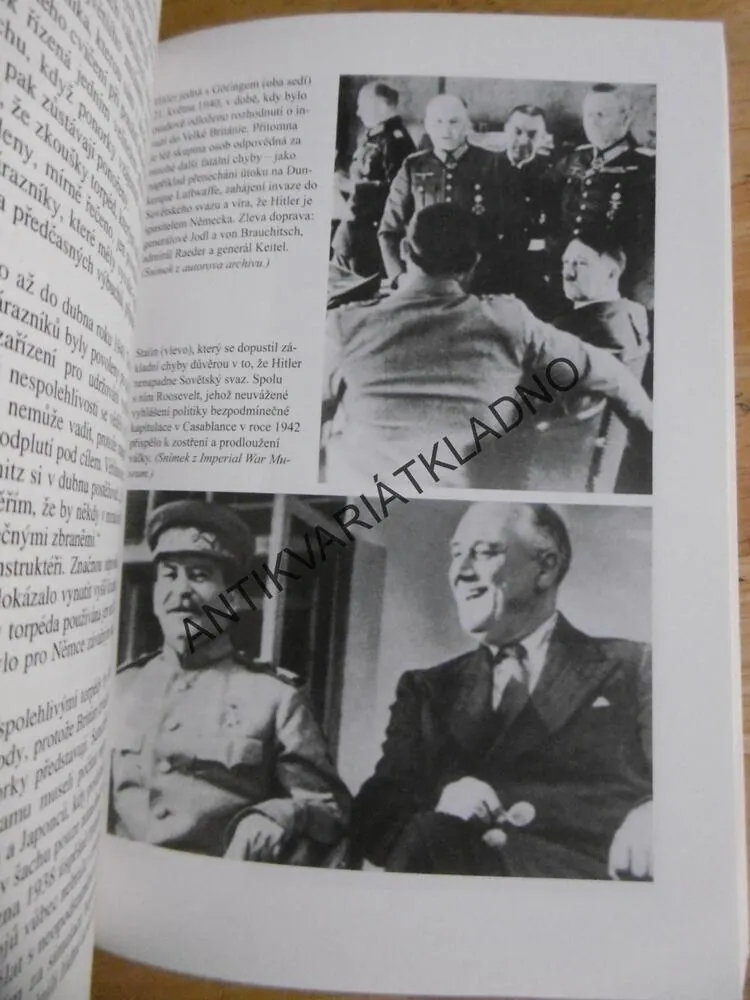 VOJENSKÉ OMYLY DRUHÉ SVĚTOVÉ VÁLKY, KENNETH MACKSEY