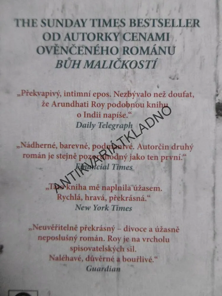 MINISTERSTVO NEJVYŠŠÍHO ŠTĚSTÍ, ARUNDHATI ROY, **an
