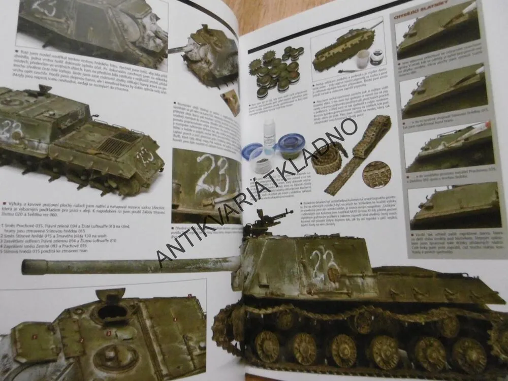 ČASOPIS MODELÁŘ 12/2011, 