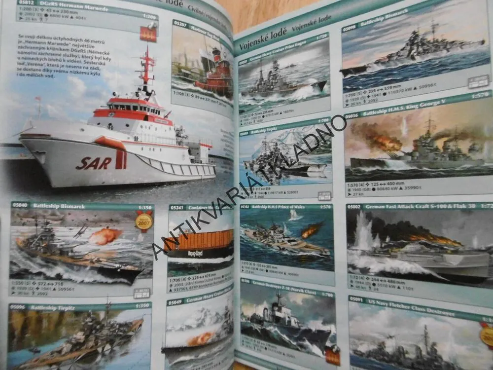 REVELL, MODEL KATALOG, CZ, SK, 2011, SPECIÁLNÍ EDICE