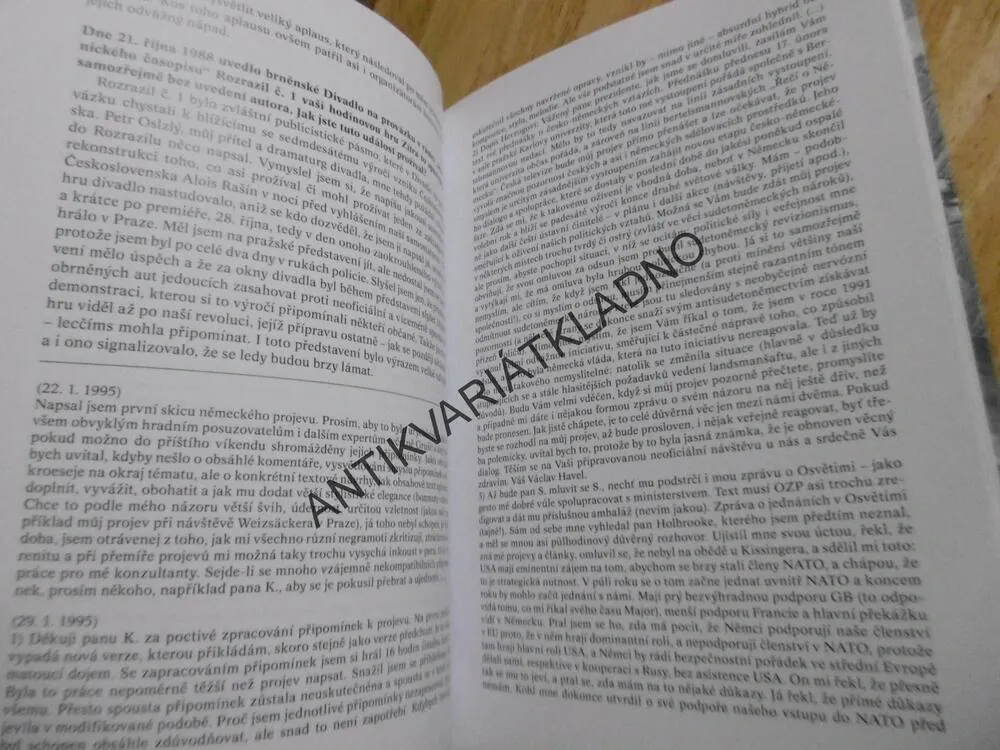 PROSÍM STRUČNĚ, VÁCLAV HAVEL, **an