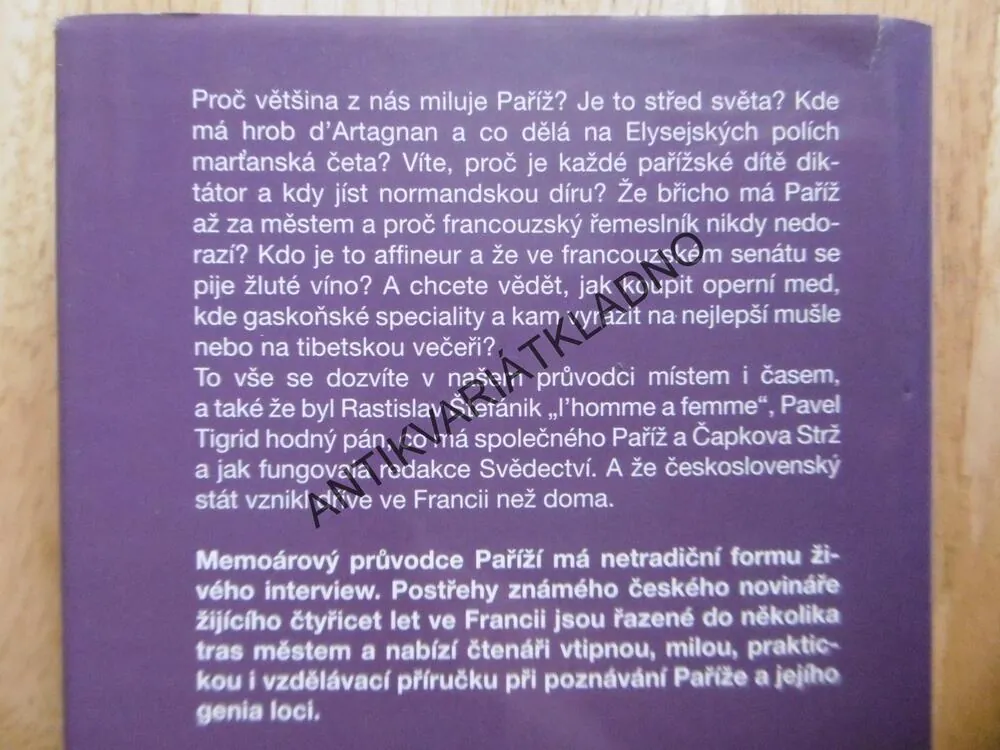 BAŠTA MEZI ŽABOŽROUTY, PAŘÍŽSKÉ POSTŘEHY, FRANCIE PAŘÍŽ, PETRA SVOBODA, JIŘÍ SLAVÍČEK