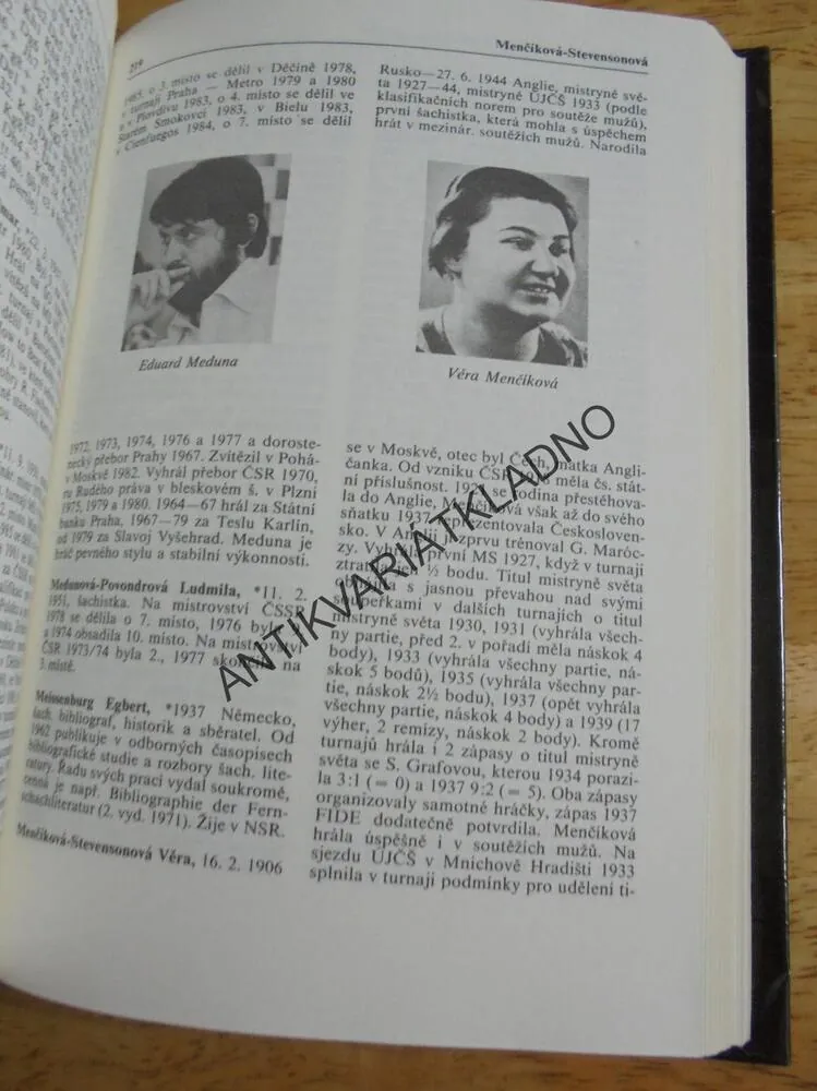 MALÁ ENCYKLOPEDIE ŠACHU, VESELÝ, KALENDOVSKÝ,ŠACHY, **an