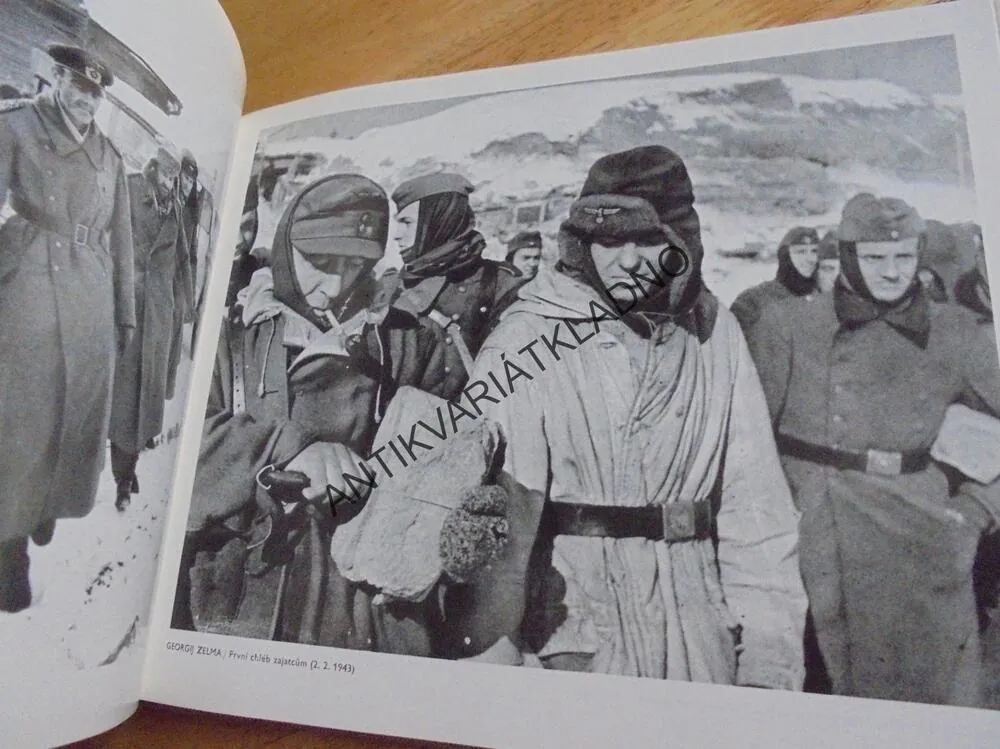 FOTOGRAFOVALI VÁLKU, SOVĚTSKÁ VÁLEČNÁ REPORTÁŽ,MRÁZKOVÁ,REMEŠ, **an