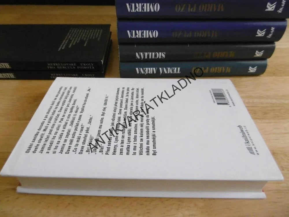 PŘÍŠTÍ, MICHAEL CRICHTON, **an
