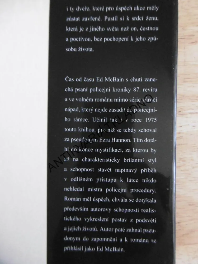 DVEŘE, ED MCBAIN, **an