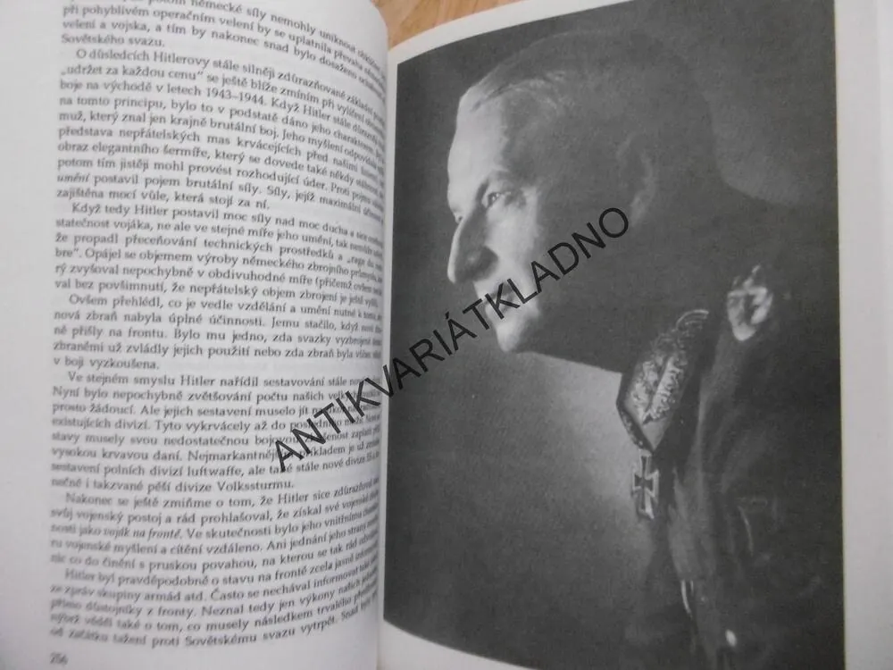ZTRACENÁ VÍTĚZSTVÍ, ERICH VON MANSTEIN, **an