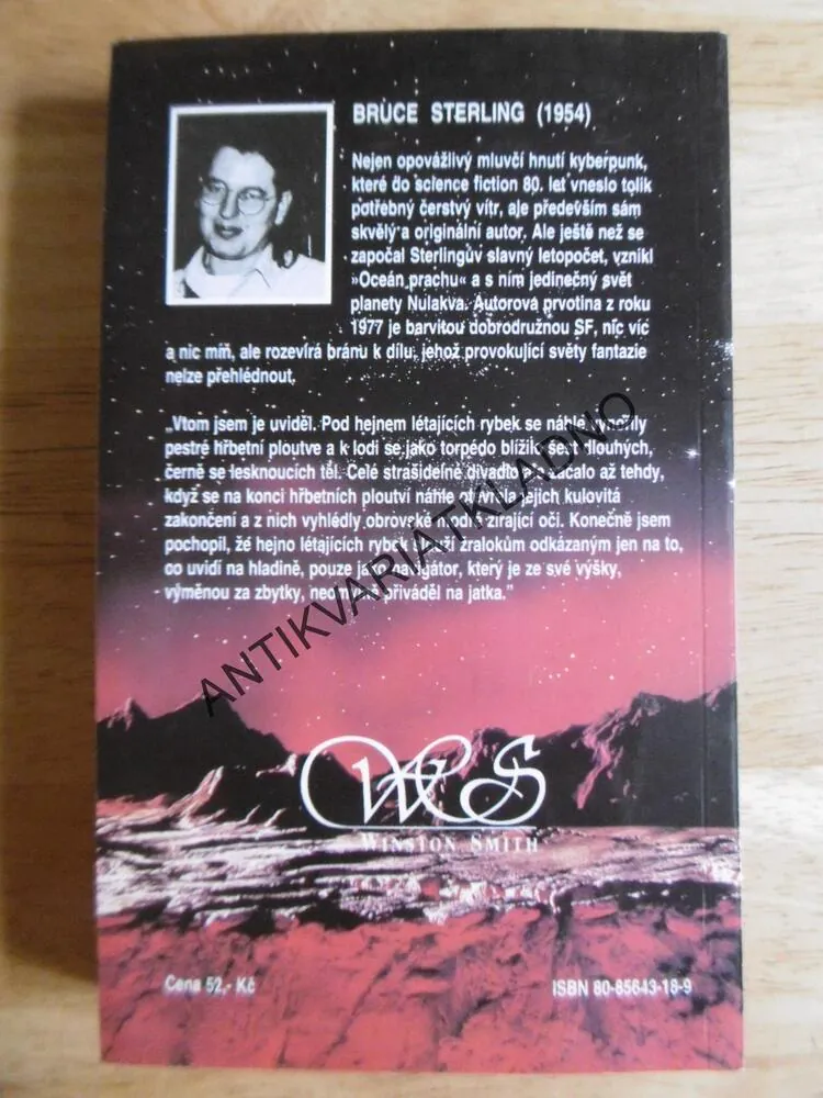 OCEÁN PRACHU, BRUCE STRELING, **an 