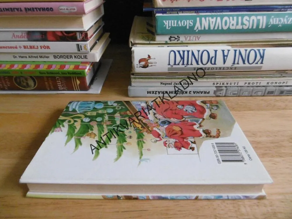 ČTYŘI A PŮL KAMARÁDA A VÁNOČNÍ SPIKNUTÍ, JOACHIM FRIEDRICH, PÁV, **an