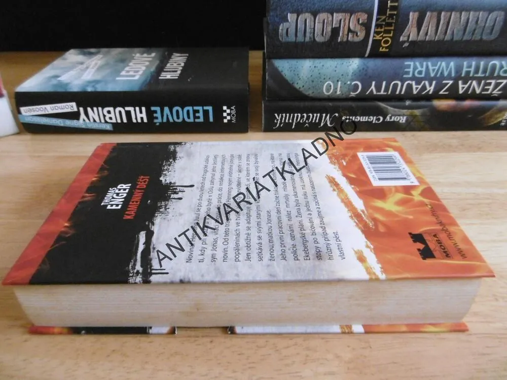 KAMENNÝ DÉŠŤ, THOMAS ENGER, **an