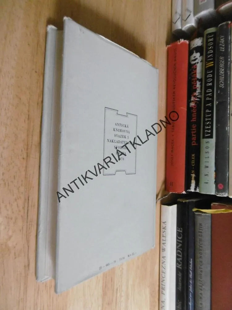 XENOFÓN O KÝROVĚ VYCHOVÁNÍ, ANTICKÁ KNIHOVNA,**an