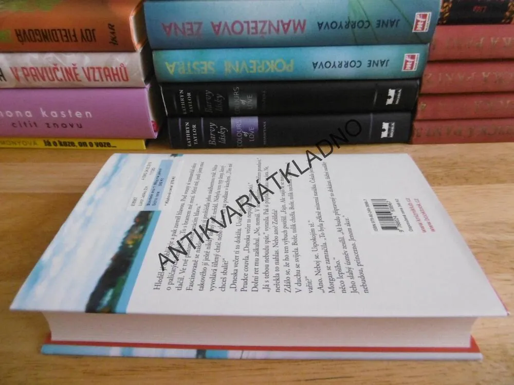 MILUJ MĚ JAKKOLI, JENNIFER PROBSTOVÁ, **an