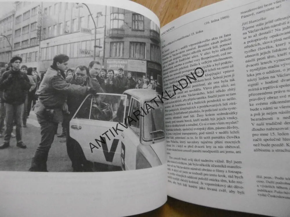 HORKÝ LEDEN 1989 V ČESKOSLOVENSKU, JAN VLADISLAV, VILÉM PREČAN