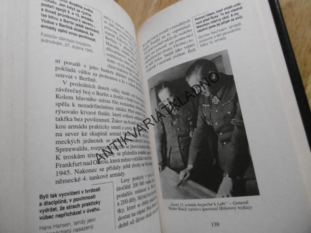 ÚTOK, KONEC VÁLKY NA VÝCHODĚ, GUIDO KNOPP, **an