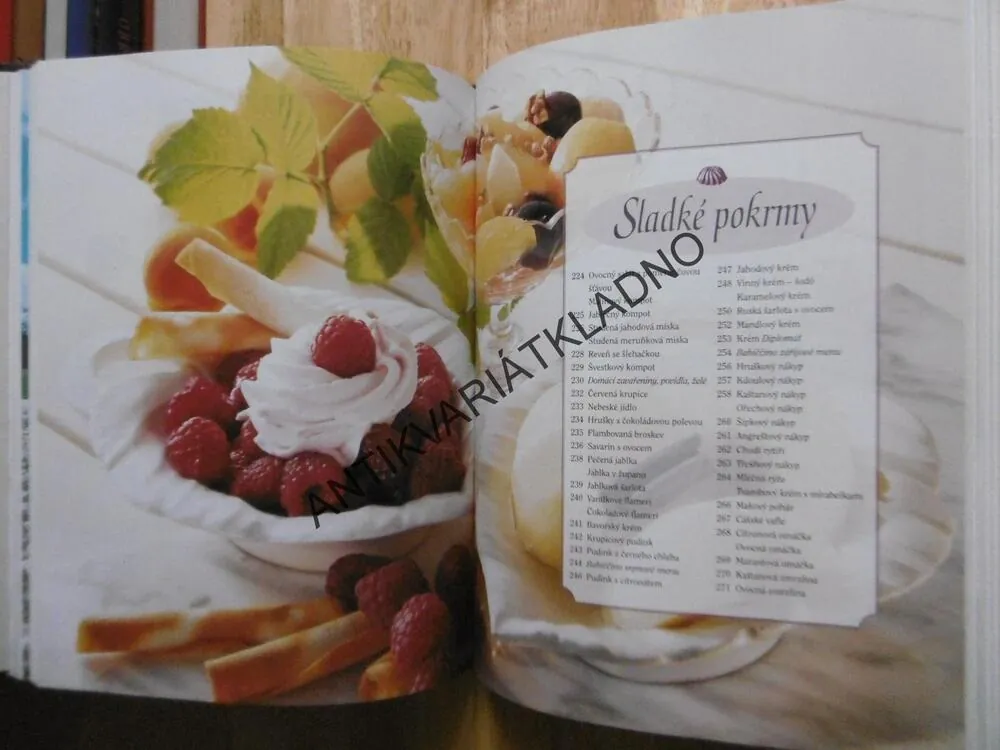 TAJEMSTVÍ BABIČČINY KUCHYNĚ, KUCHAŘKA, RECEPTY, **an