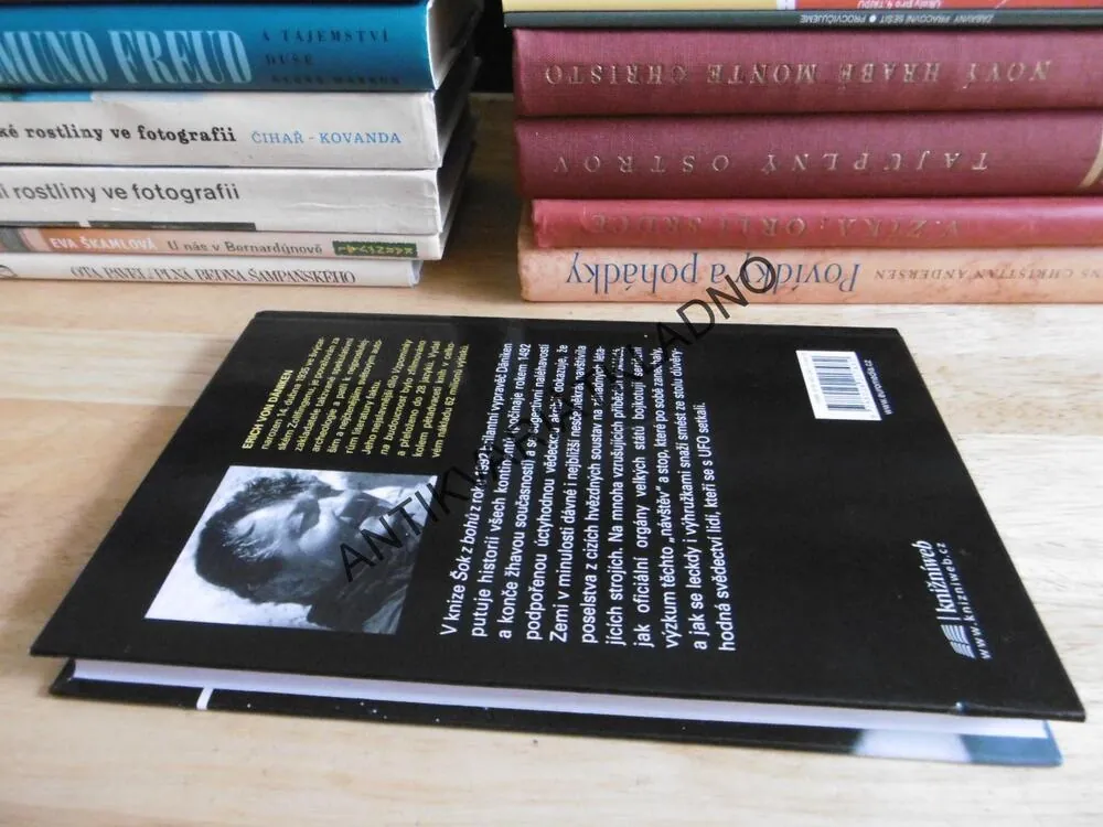 ŠOK Z BOHŮ, ERICH VON DÄNIKEN, **an