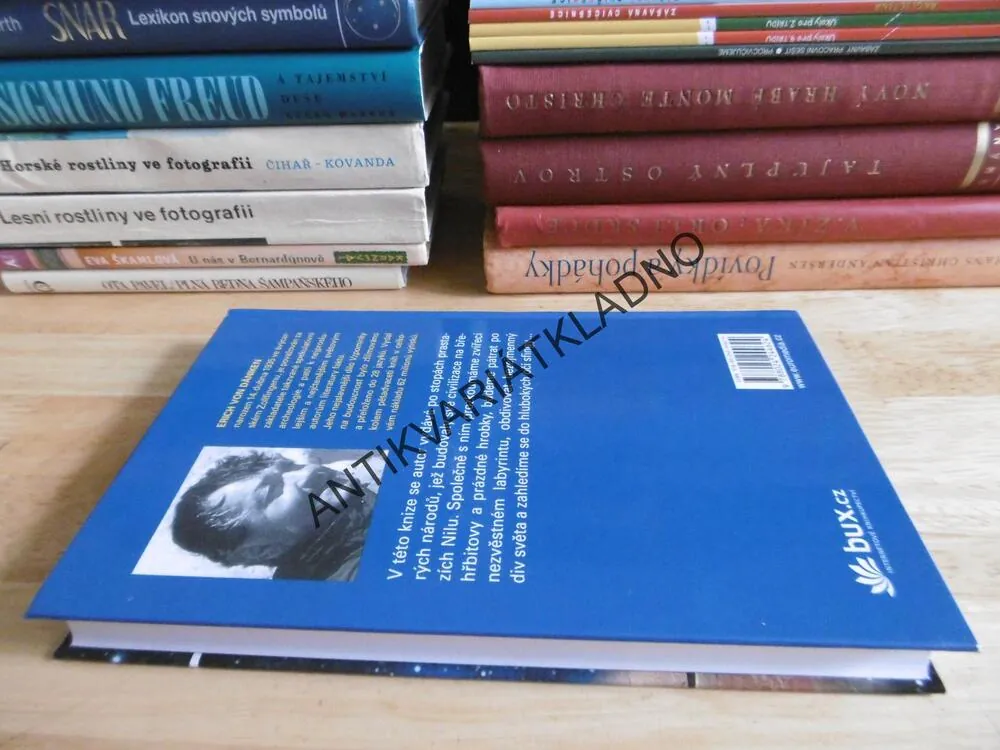 OČI SFINGY, ERICH VON DÄNIKEN, **an