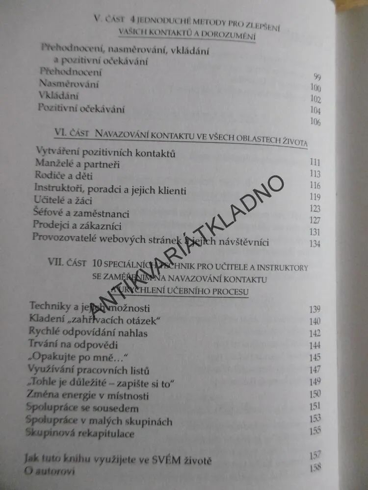 ZÁKON DOROZUMĚNÍ, MICHAEL J. LOSIER, **an