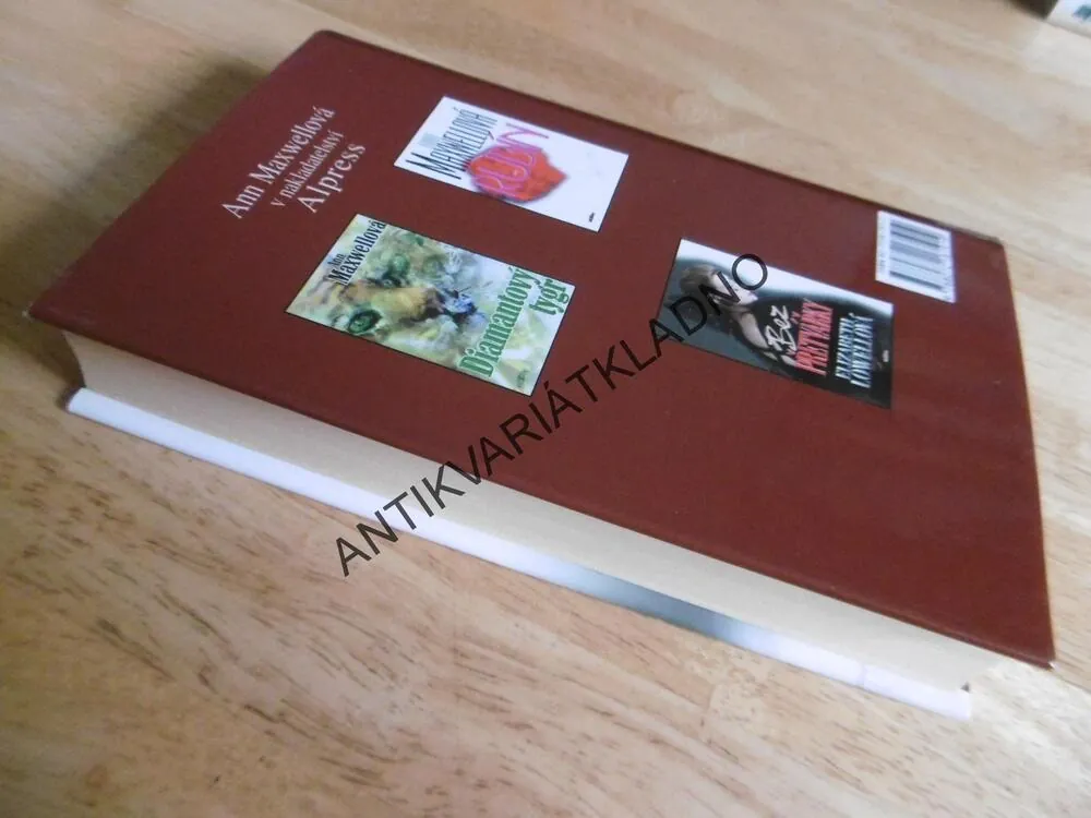 ŠERO A HEDVÁBÍ, ANN MAXWELL, **an