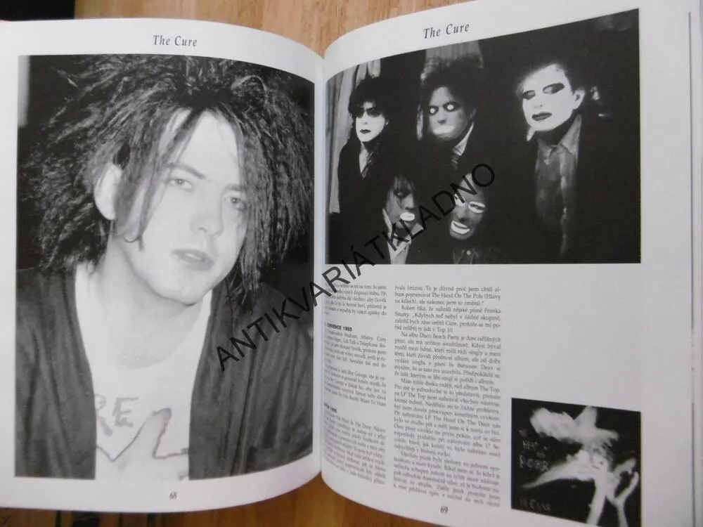 THE CURE, HUDEBNÍ SKUPINA, OBRAZOVÝ DOKUMENT, **an