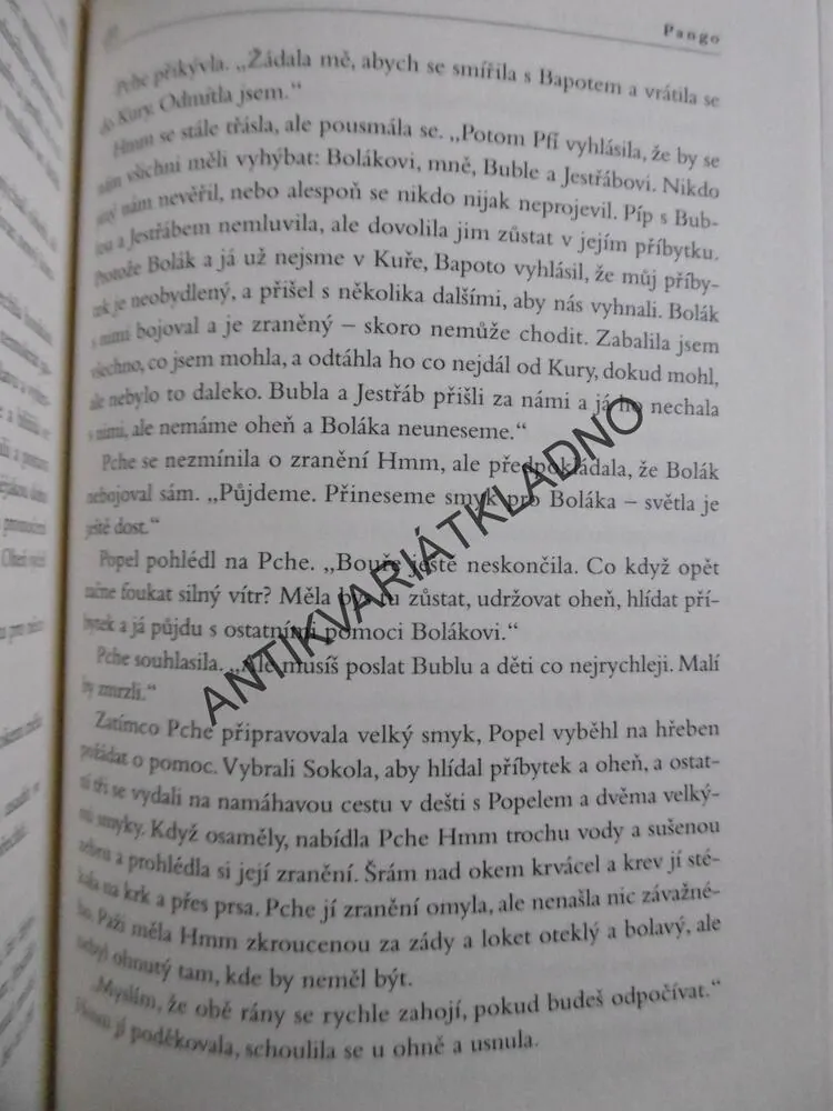 DCERA KURY, DEBRA AUSTINOVÁ, **an