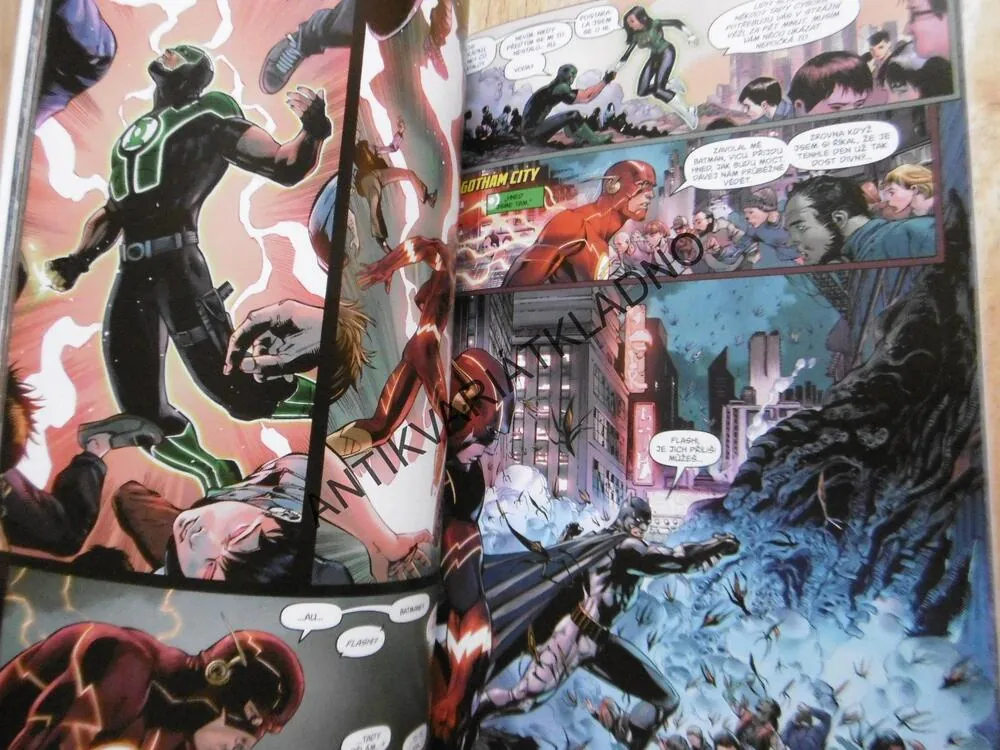 LIGA SPRAVEDLNOSTI, VYHLAZOVACÍ STROJE, KOMIKS DC, CREW 1., **an
